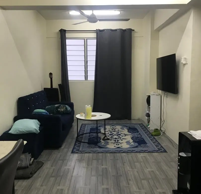 photo_6093463372524800858_y